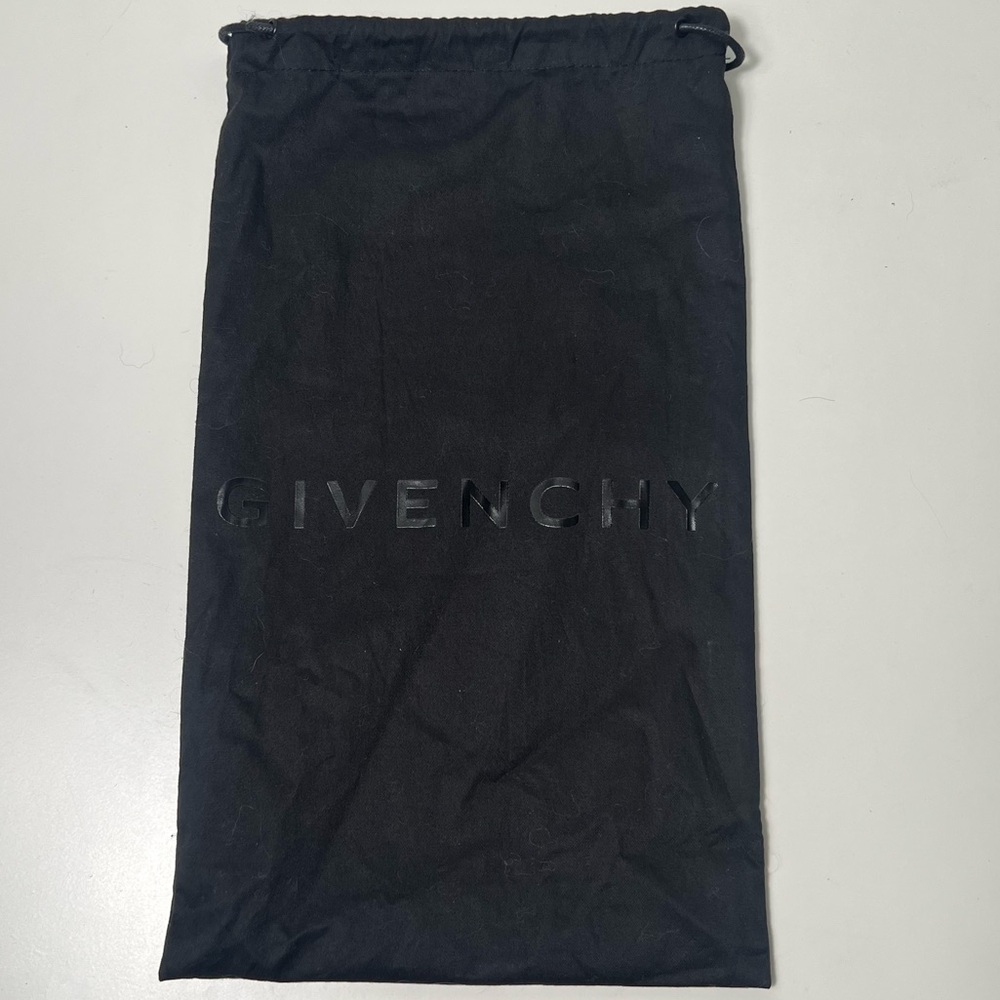 Givenchy Authentic Adjustable Drawstring Woc Hand… - image 2